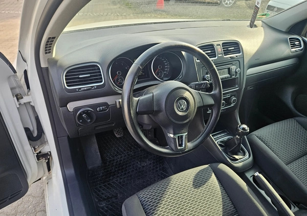 Volkswagen Golf cena 19400 przebieg: 248000, rok produkcji 2009 z Wrocław małe 154